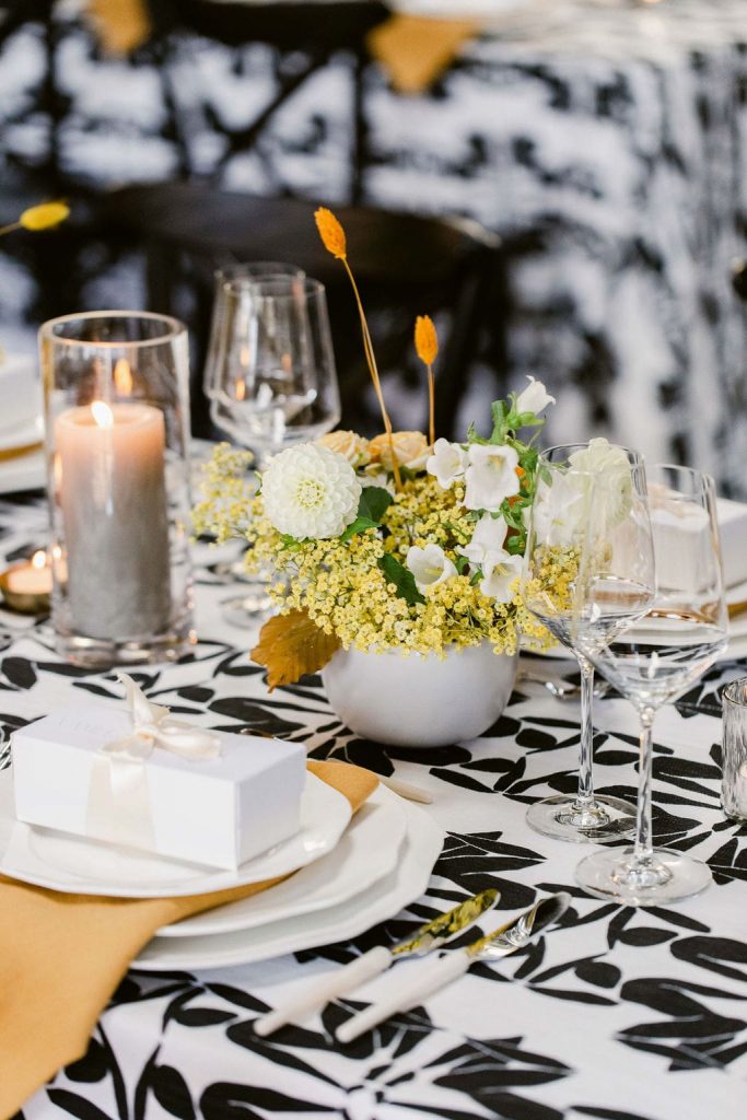 monochromatic color centrepieces