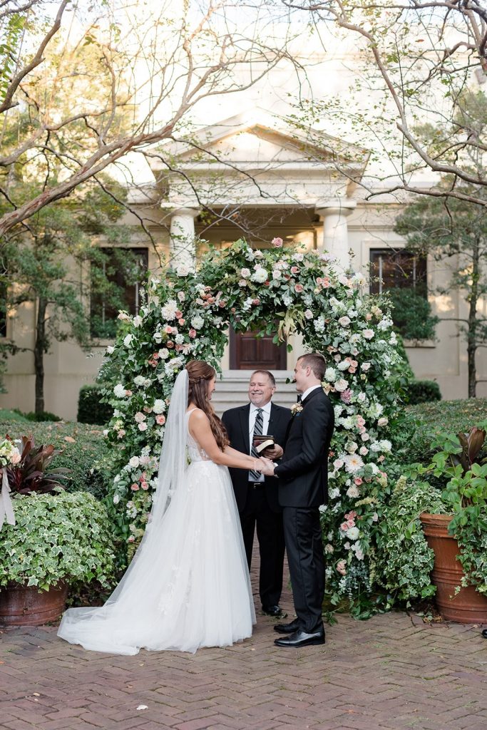 Wedding ceremony at Ships of The Sea Maritime Museum