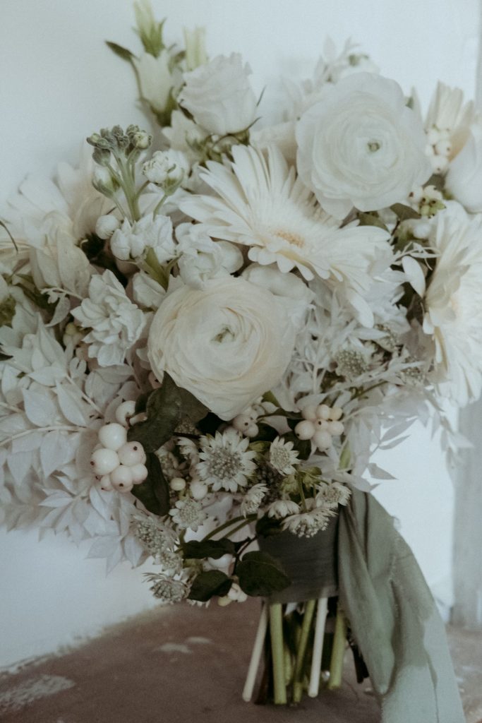 White bridal bouquet