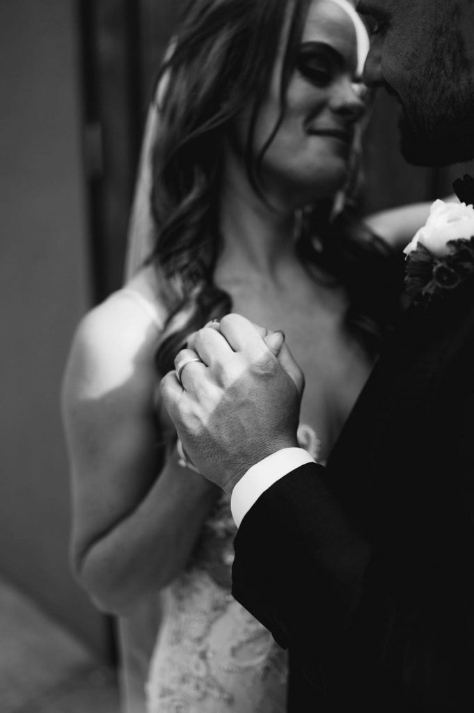 Savannah bride and groom