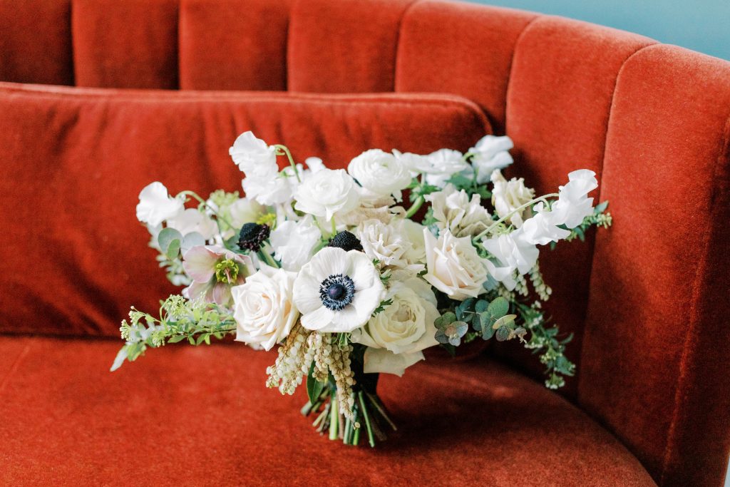 White bridal bouquet