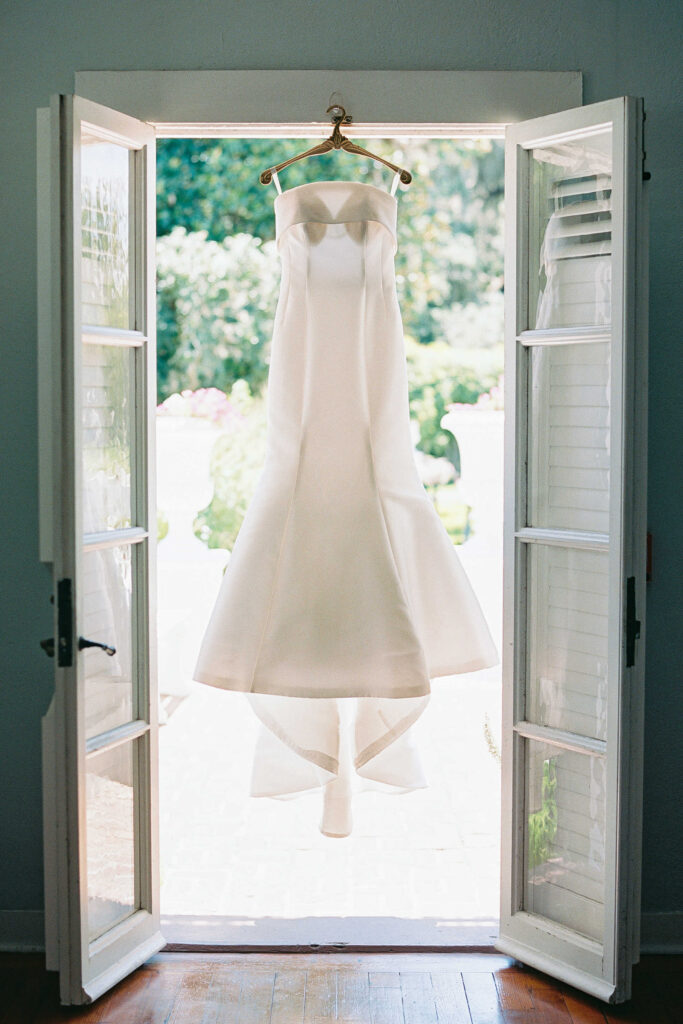 Trumpet wedding gown